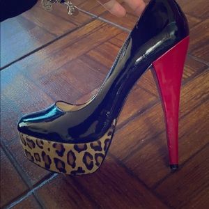 Steve madden black/red/cheetah hells